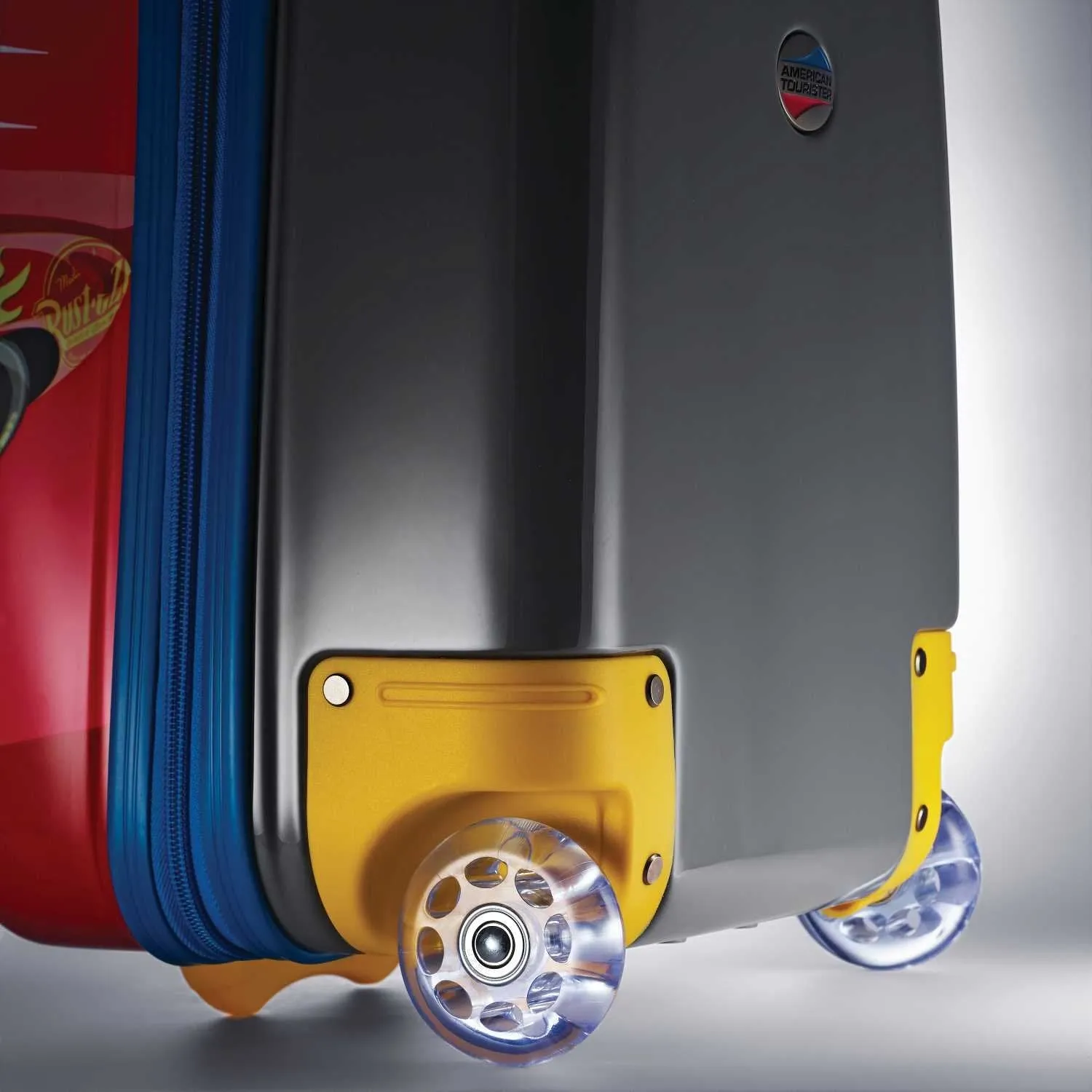 American Tourister Disney Kids' 18" Hardside Upright