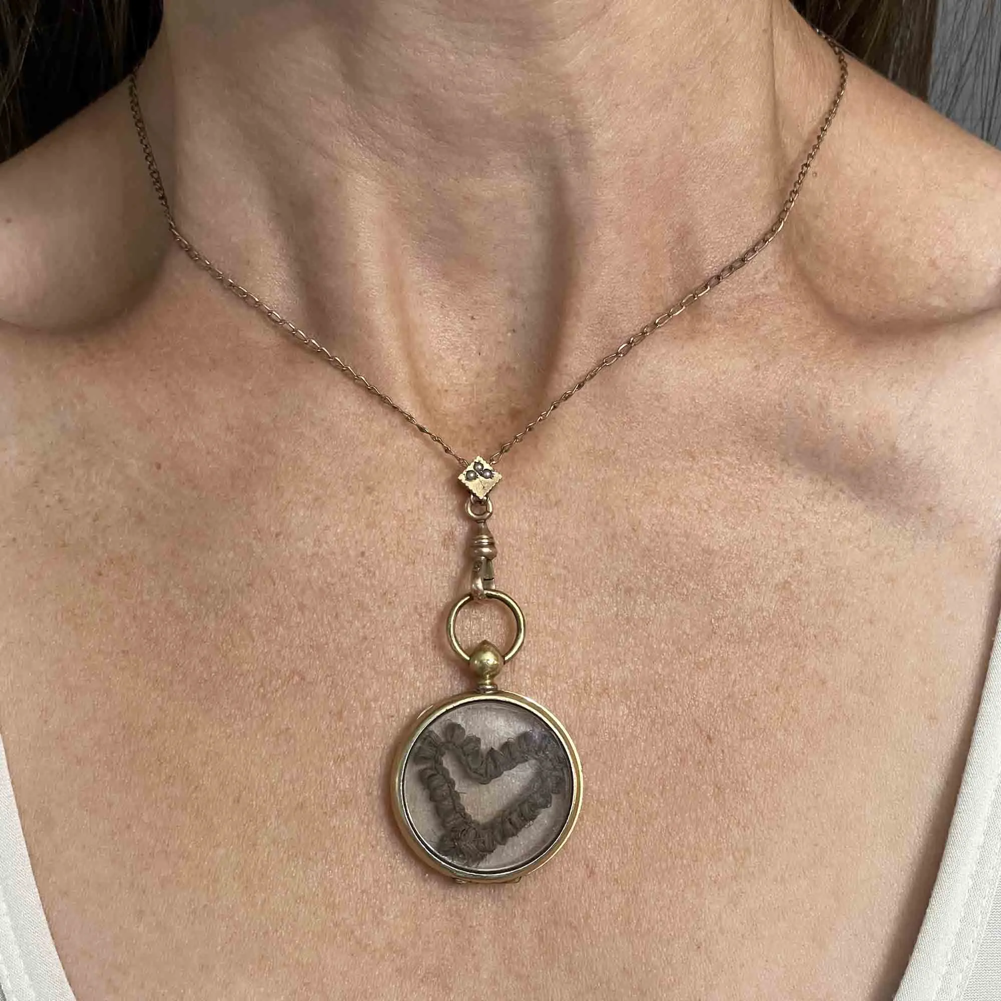 Antique 10K Gold Pearl Victorian Shaker Locket Necklace