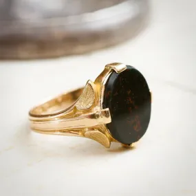 Date 1900 Art Nouveau Bloodstone Signet Ring Date 1900 Art Nouveau Bloodstone Signet Ring