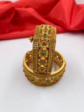 Designer Antique Brass Bangles For Ladies By Gehna Shop Designer Antique Brass Bangles For Ladies By Gehna Shop