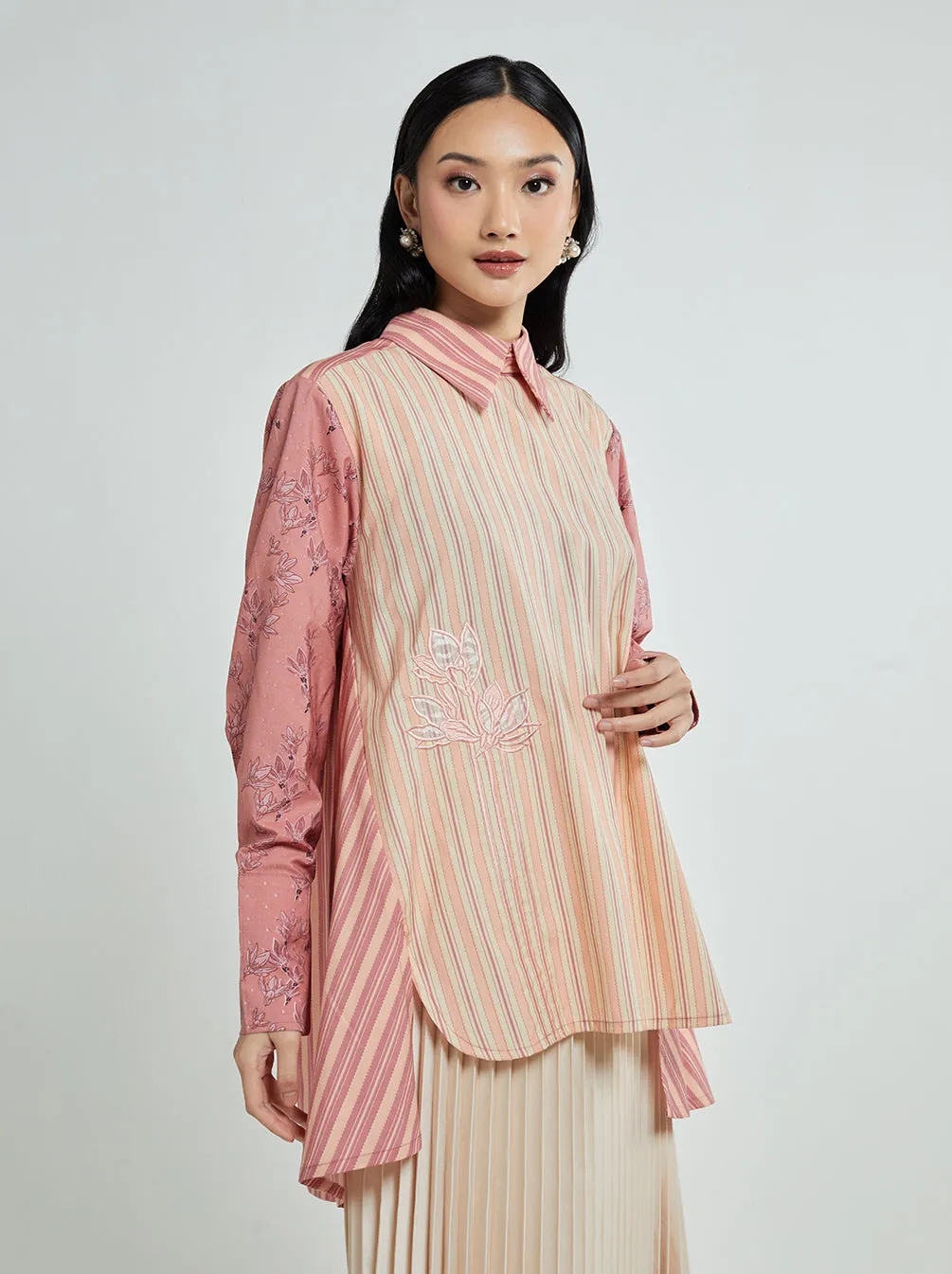 HANA EMBROIDERY TOP SUNSET BLUSH