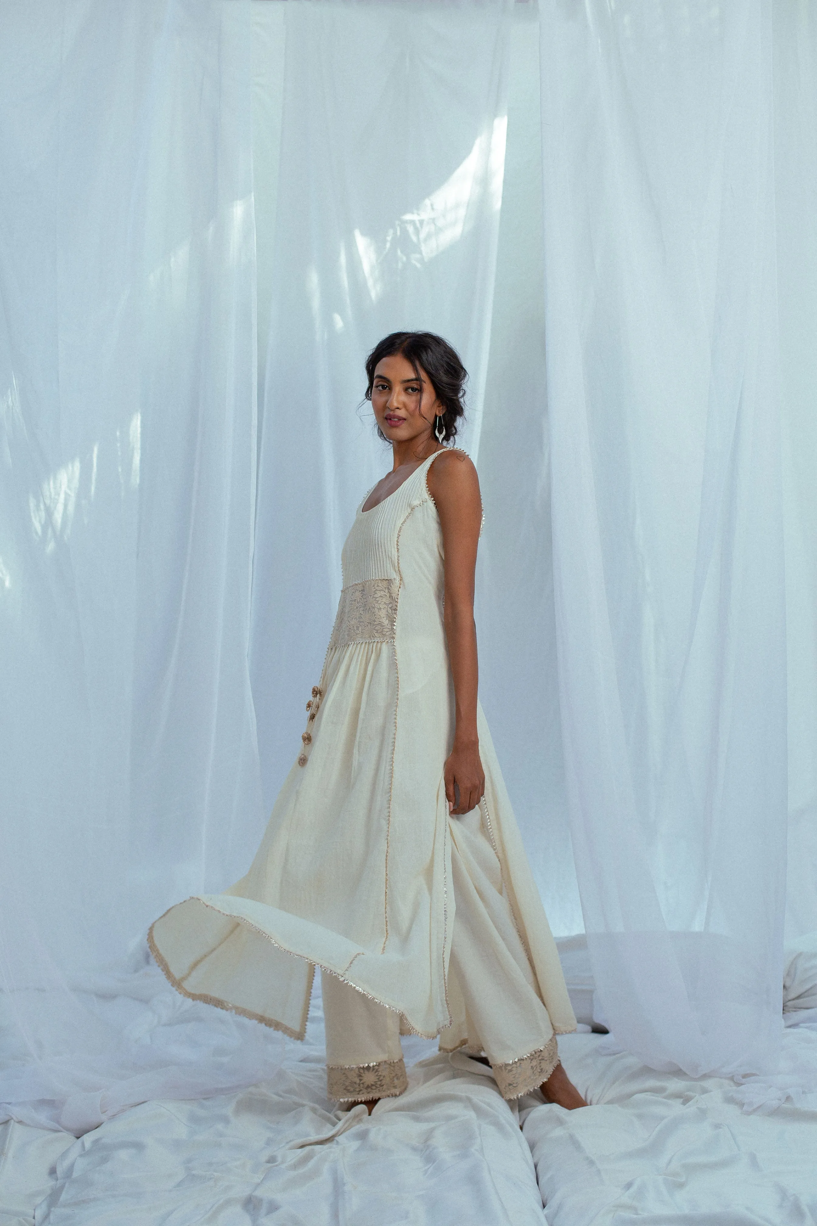 Jahnvika Jasmine Salwar