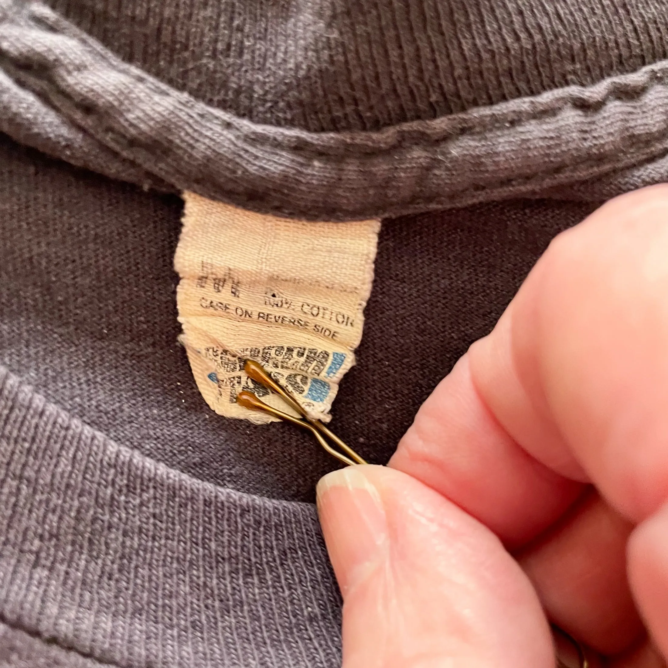 SOLD Vintage Neil Young International Harvesters 84/85 Tour, Tee Shirt M